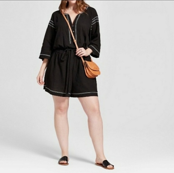 Romper - Picture 1 of 4